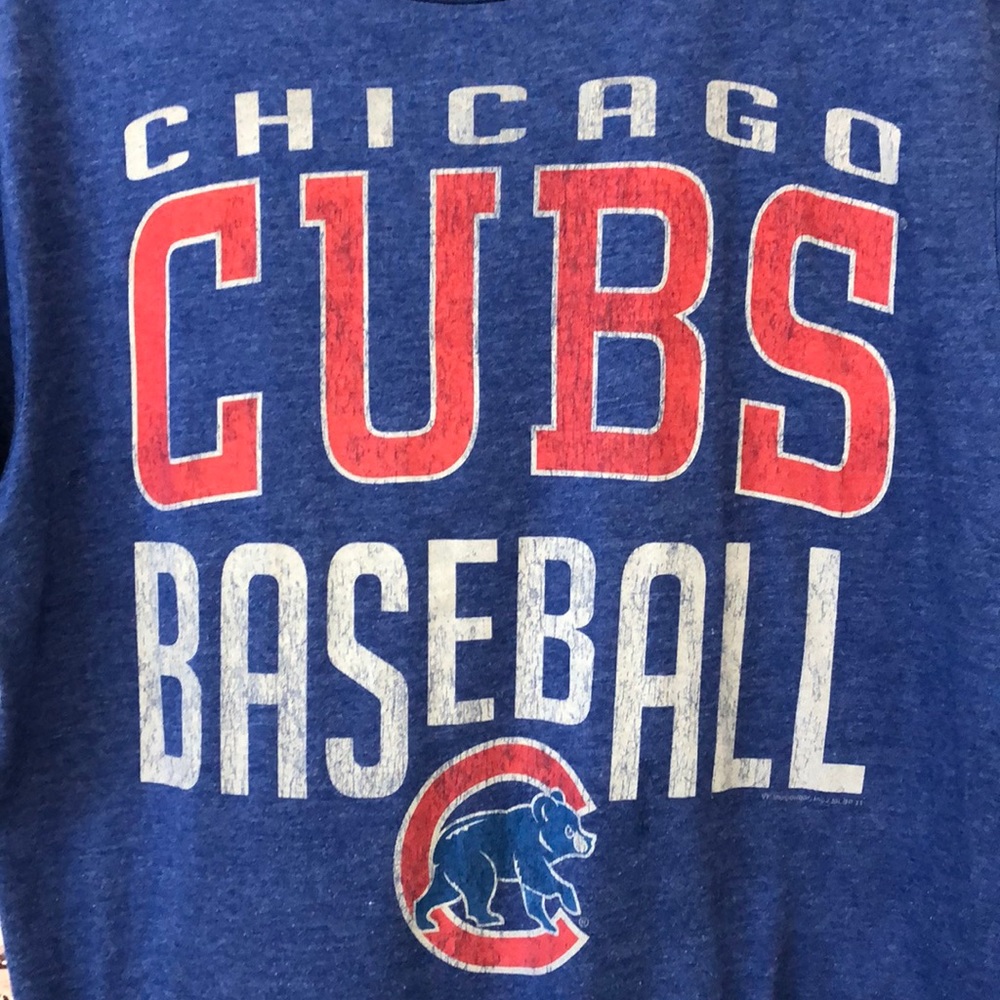 Chicago Cubs Tee Shirt - Picture 2 of 4